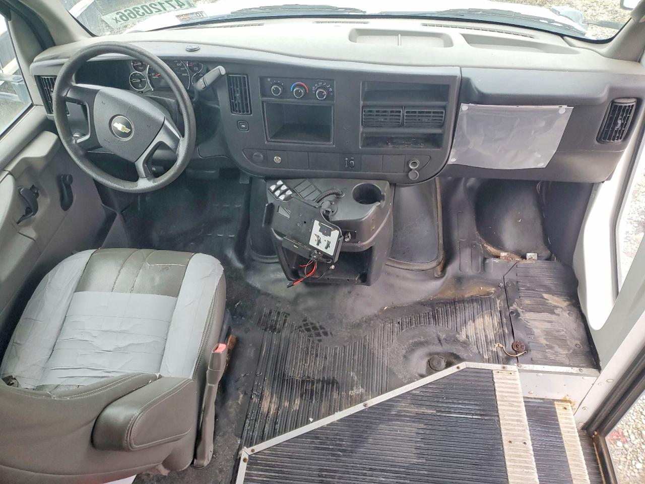 2012 CHEV EXPRESS
