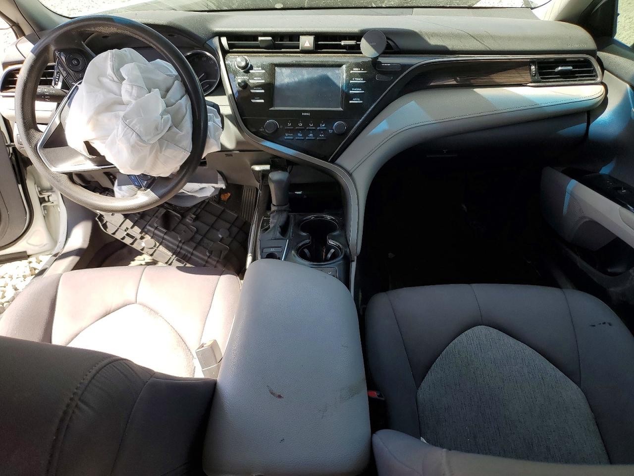 2020 TOYOTA CAMRY