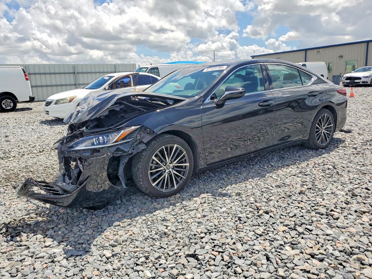 2023 LEXUS ES350