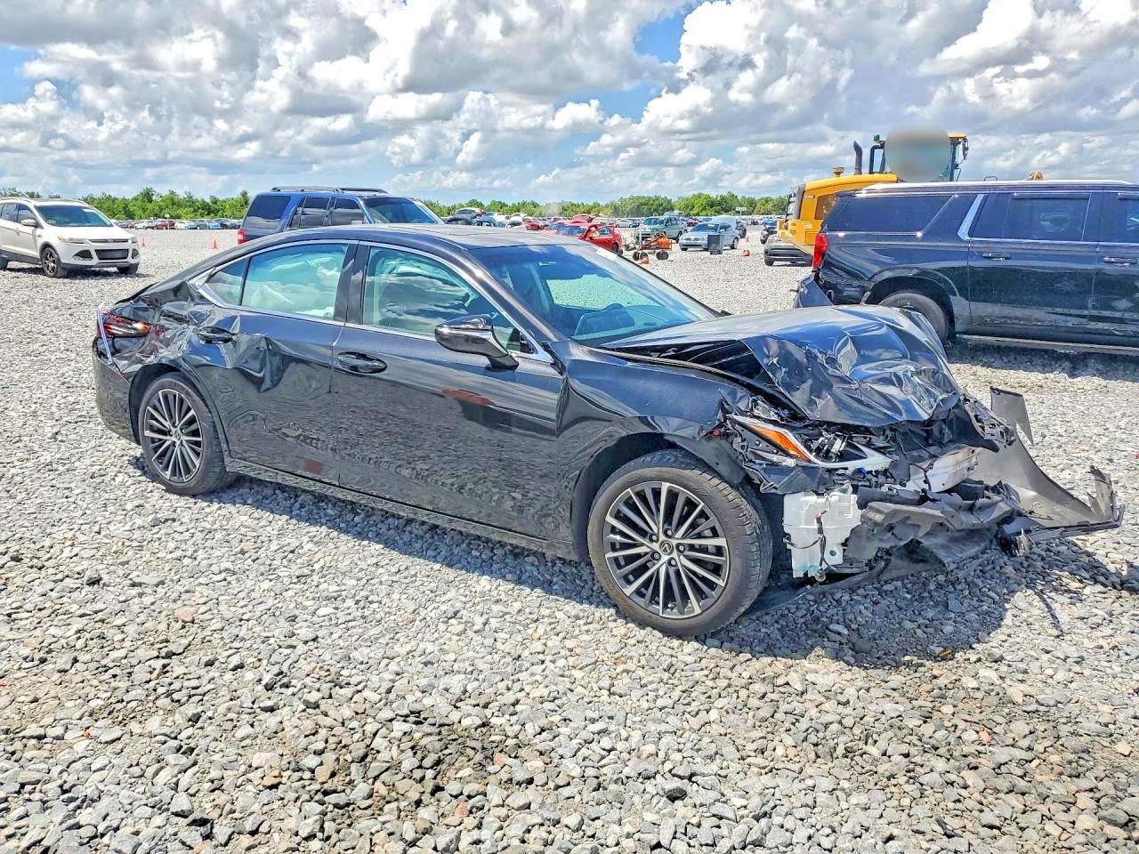 2023 LEXUS ES350