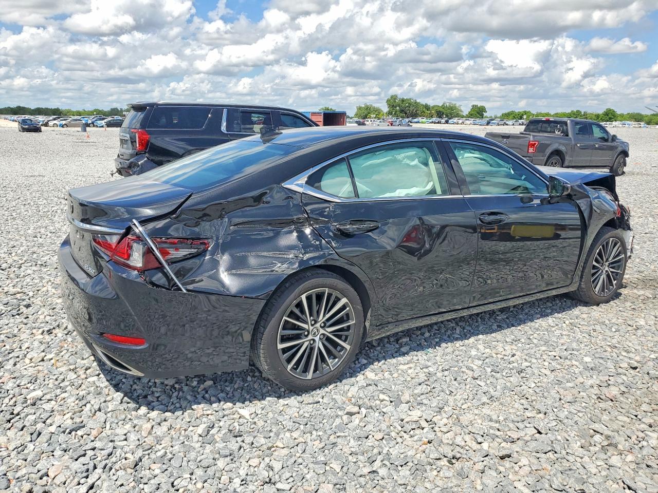 2023 LEXUS ES350