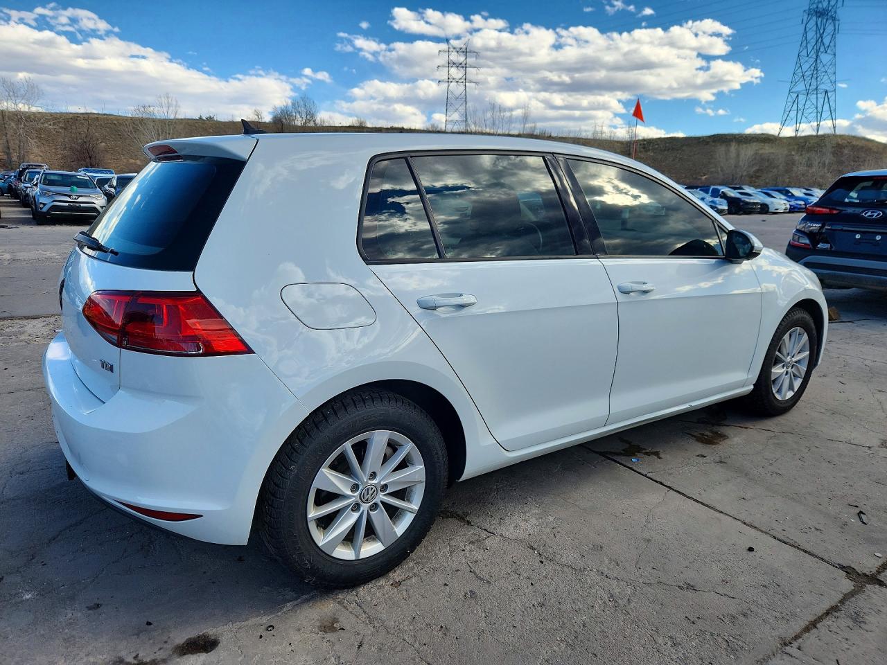 2015 VOLKSWAGEN GOLF