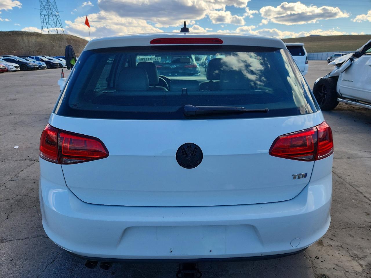 2015 VOLKSWAGEN GOLF