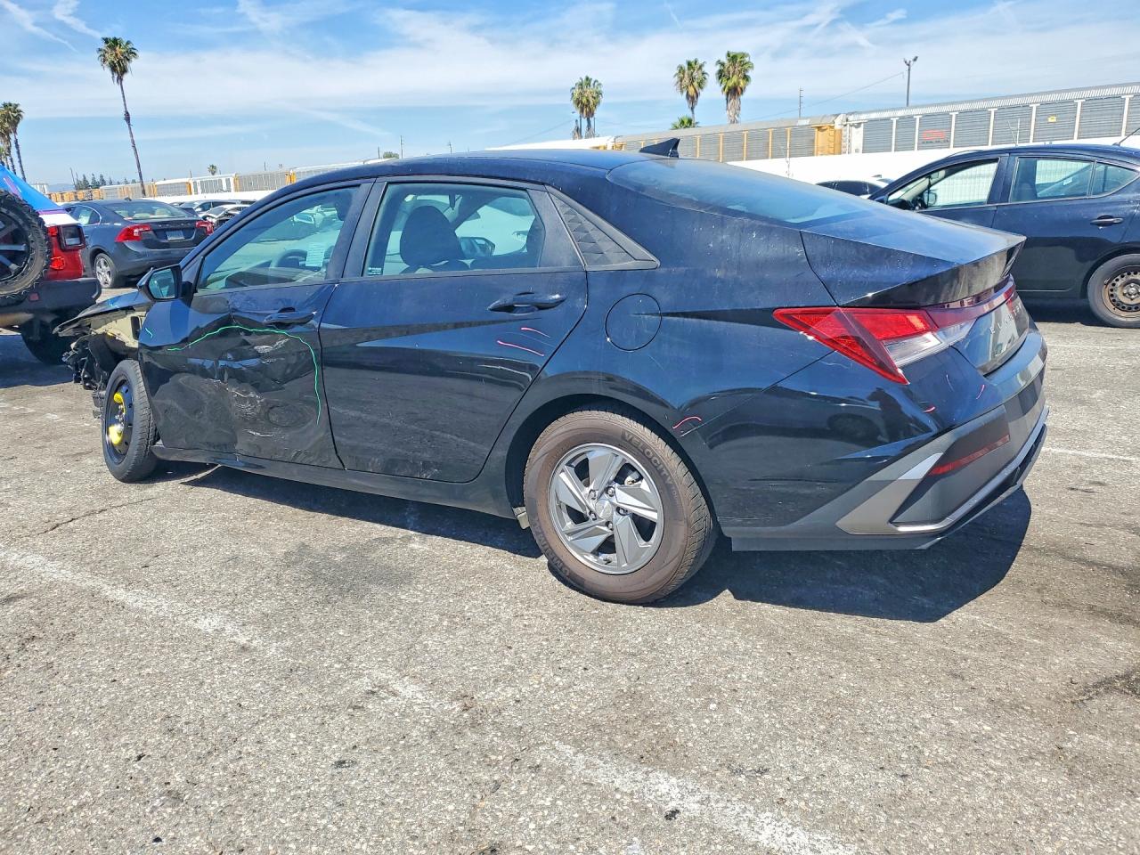 2024 HYUNDAI ELANTRA