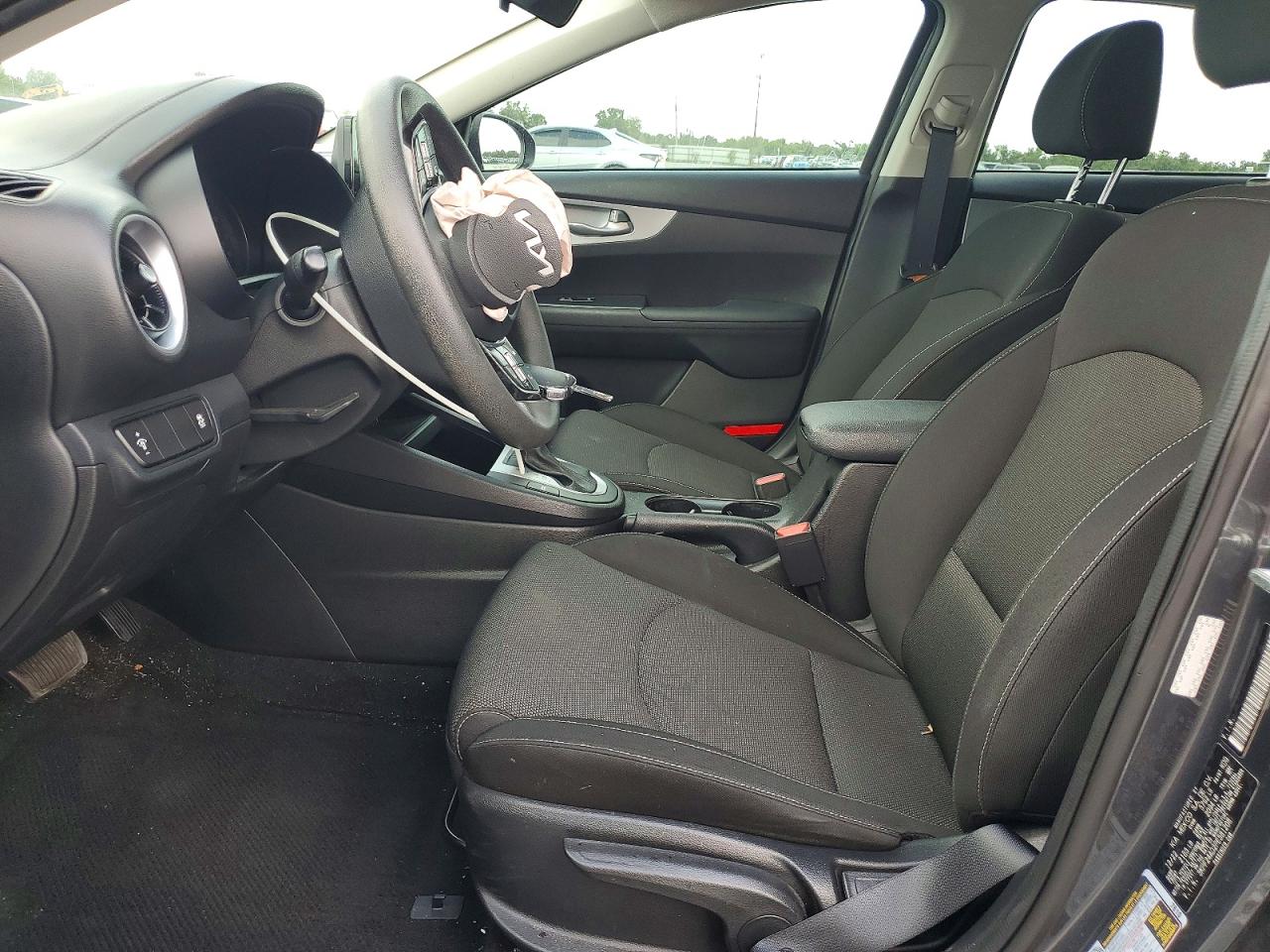 2023 KIA FORTE