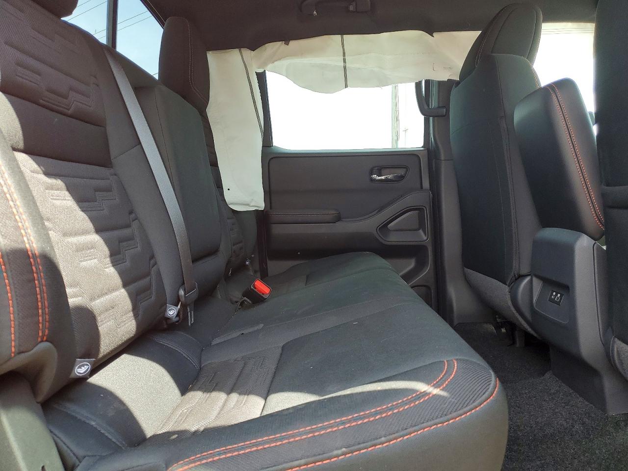2025 NISSAN FRONTIER