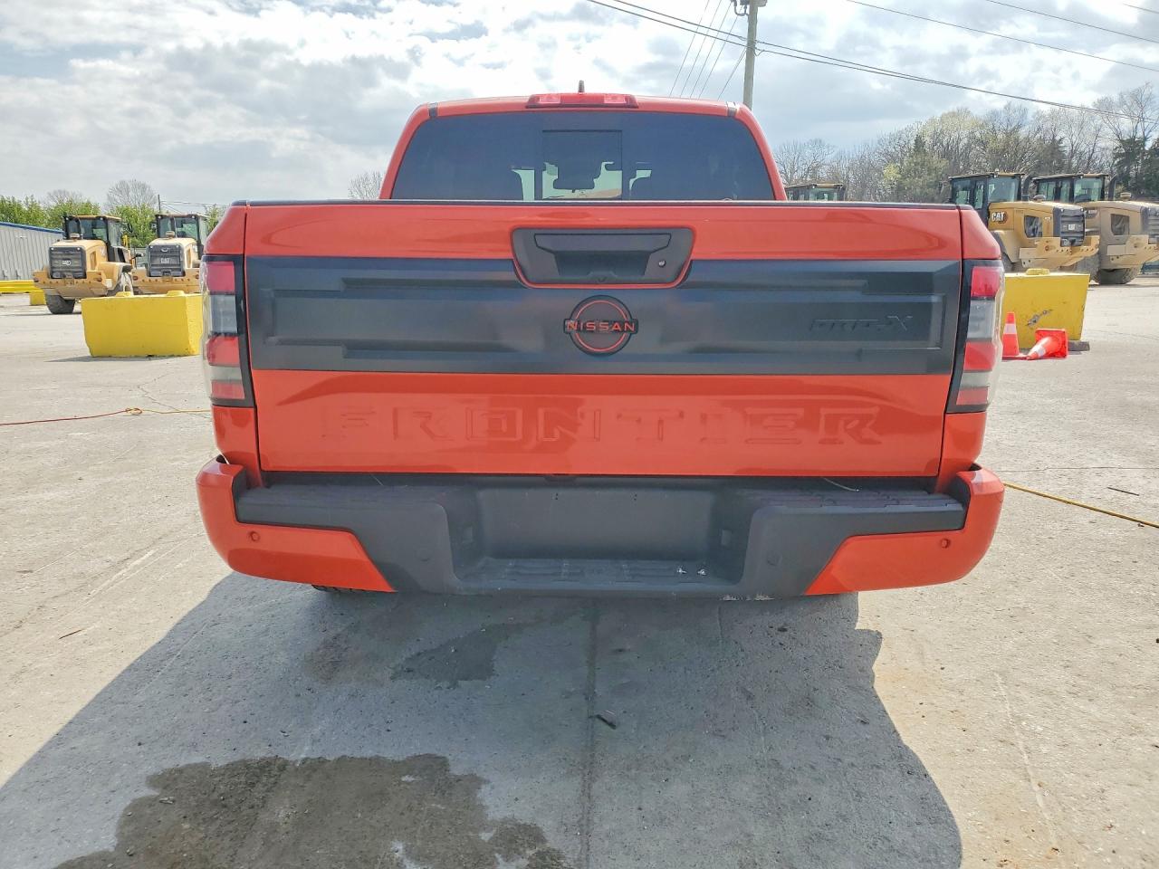 2025 NISSAN FRONTIER