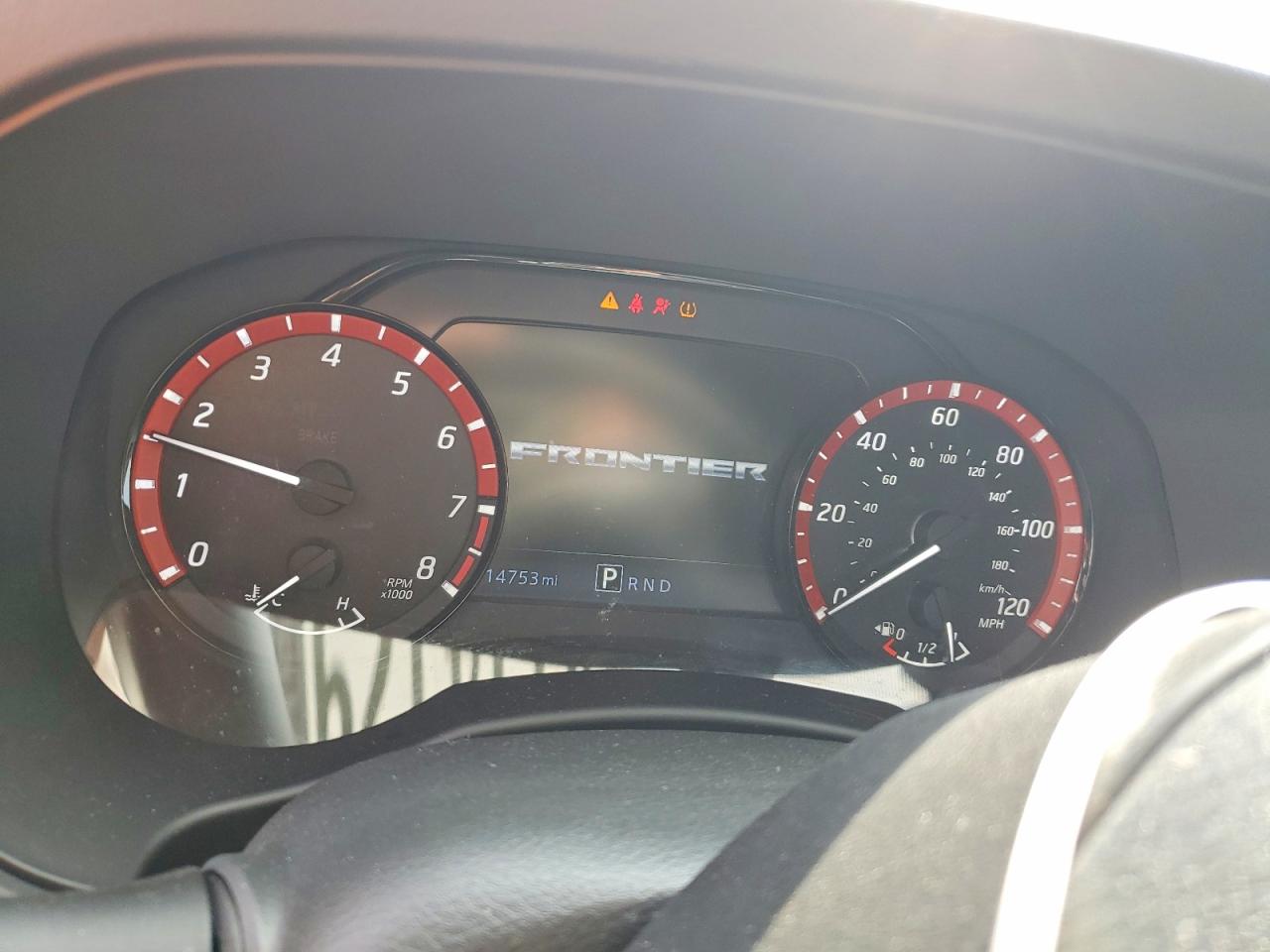 2025 NISSAN FRONTIER