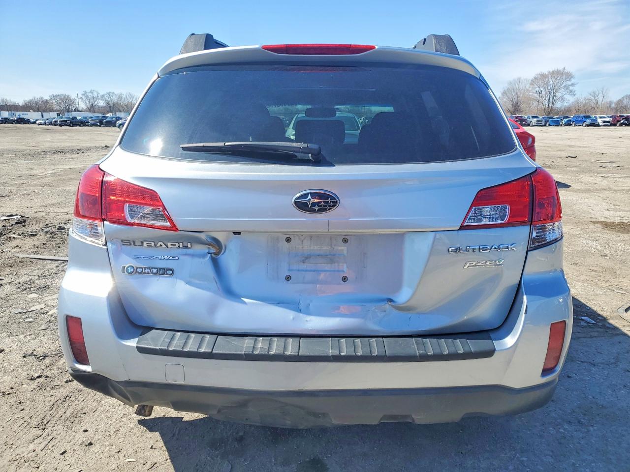 2013 SUBARU OUTBACK