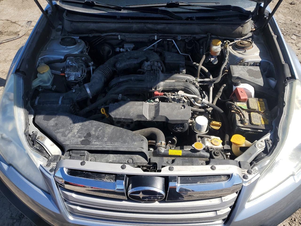2013 SUBARU OUTBACK