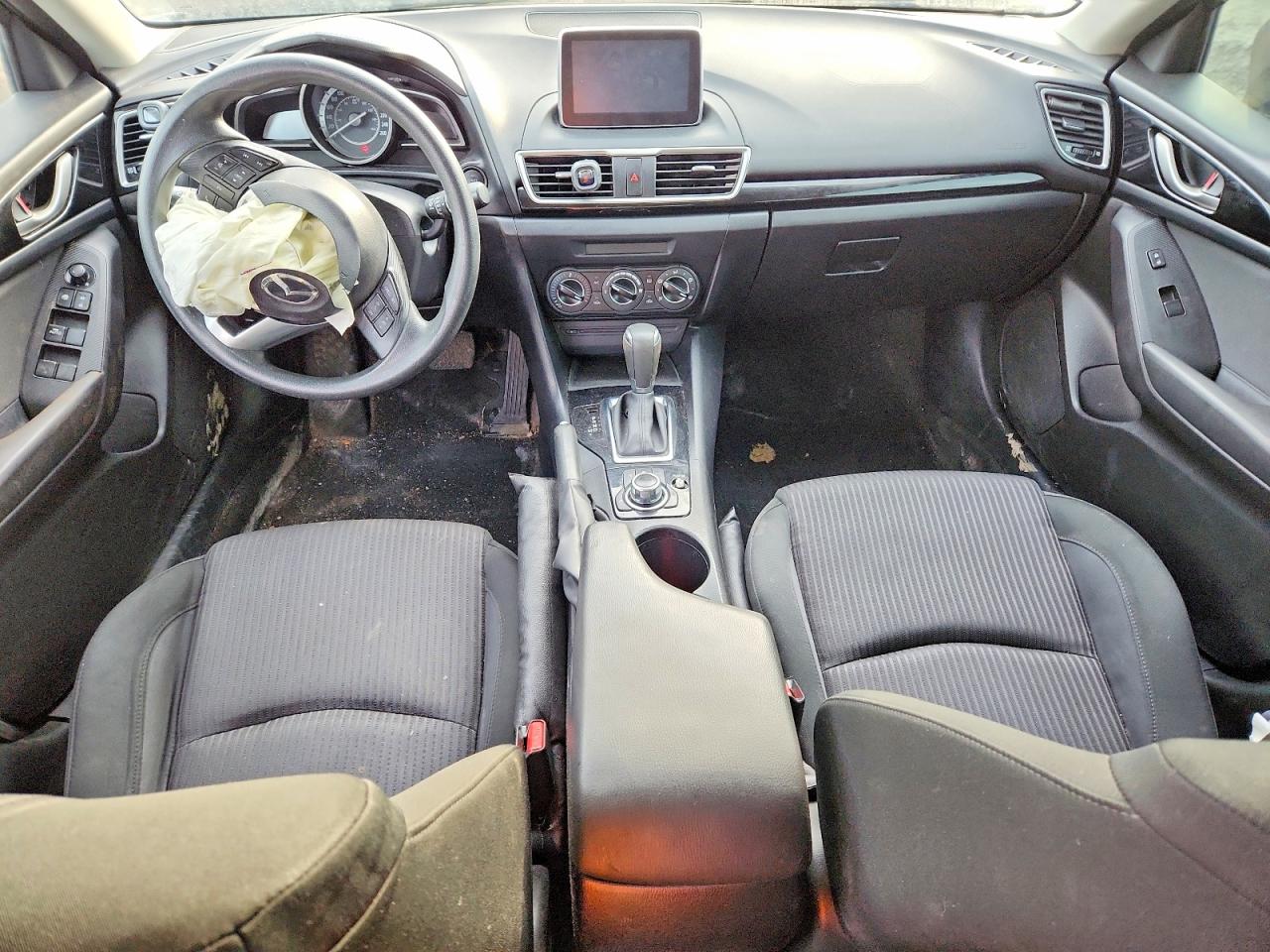 2015 MAZDA 3