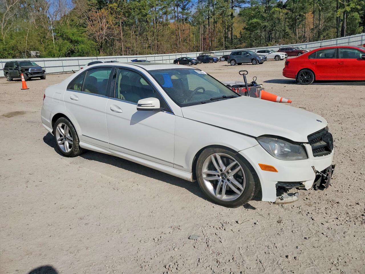 2013 MERCEDES BENZ C-CLASS