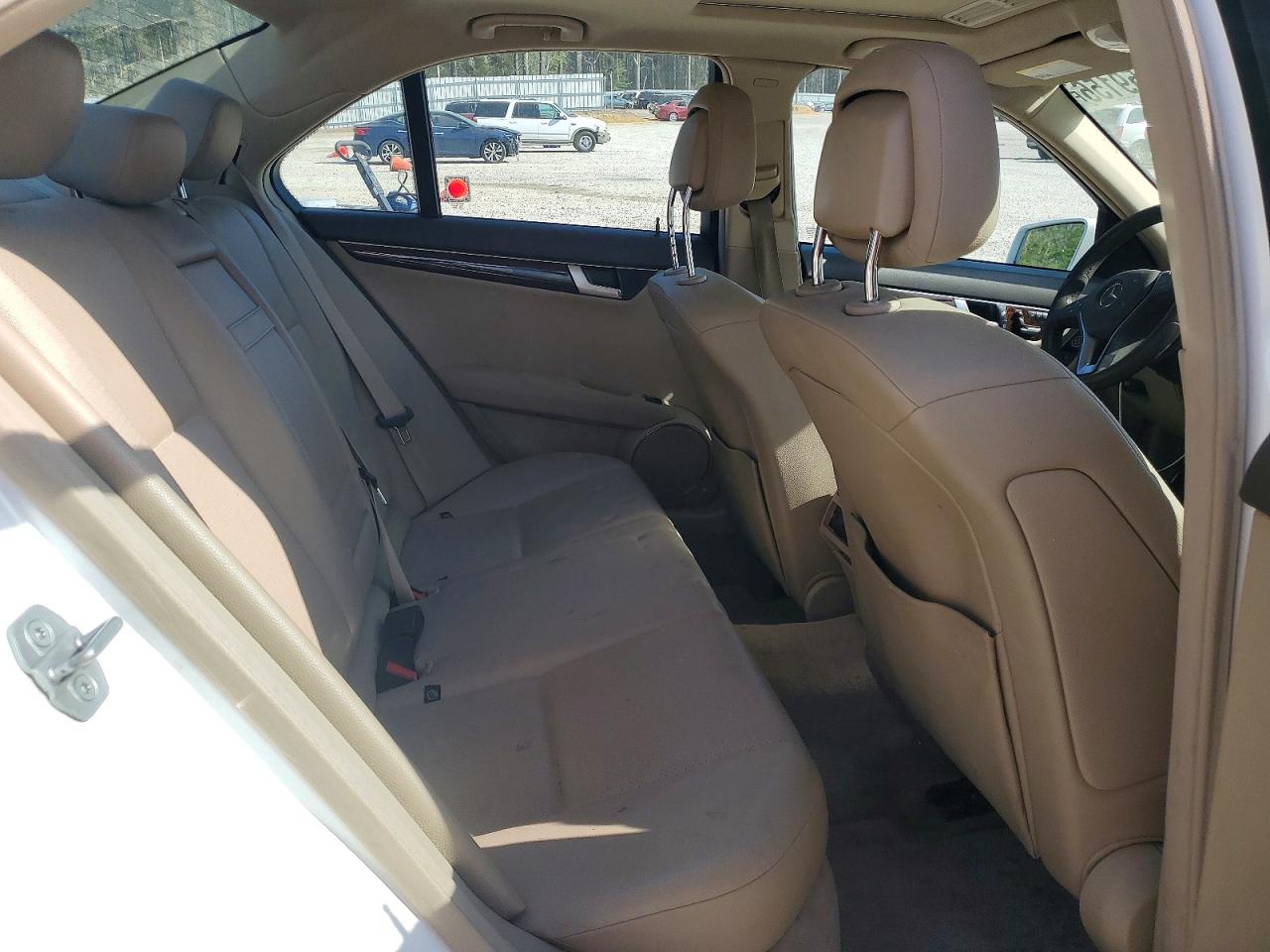 2013 MERCEDES BENZ C-CLASS