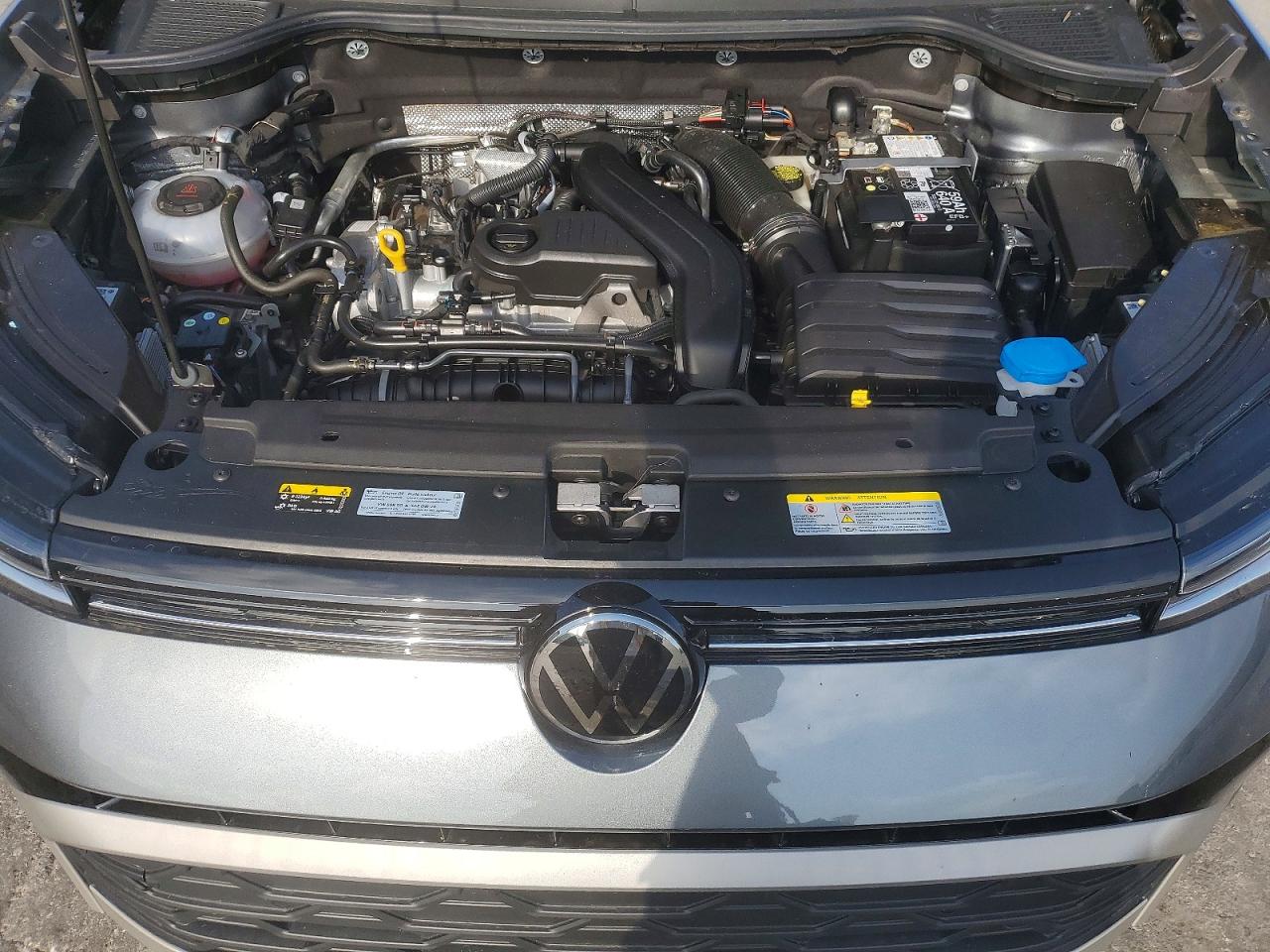 2025 VOLKSWAGEN TAOS