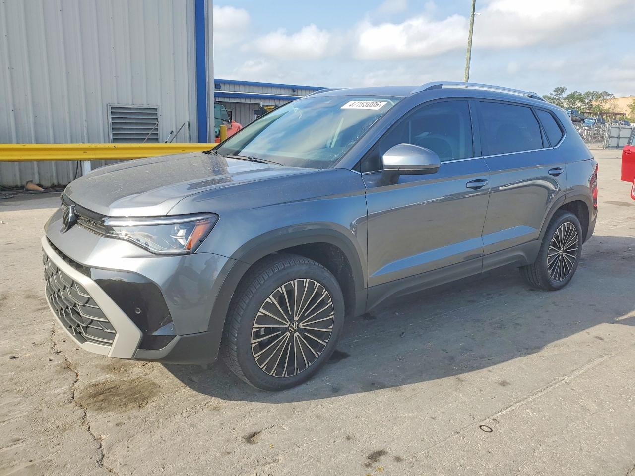 2025 VOLKSWAGEN TAOS