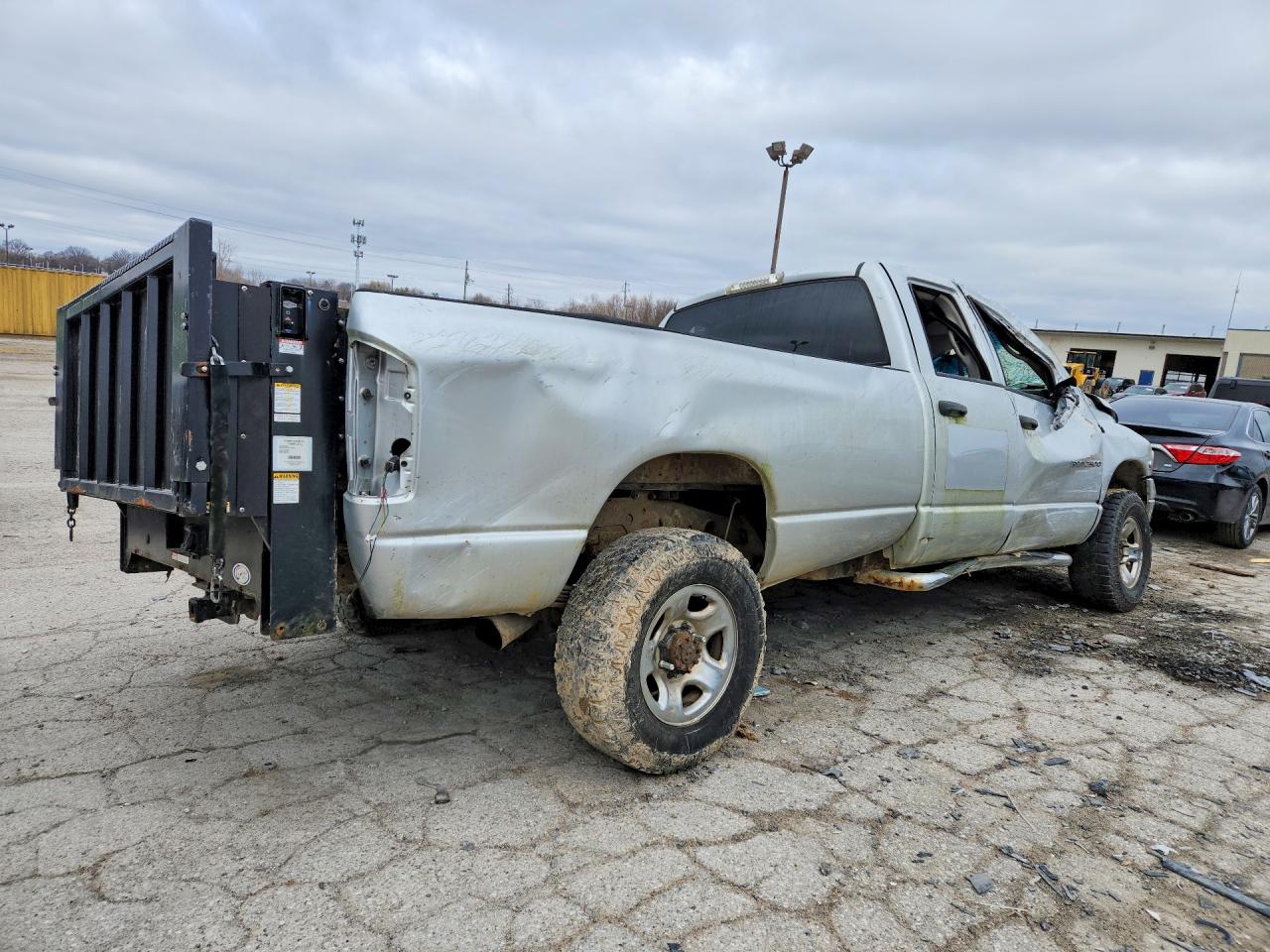 2004 DODGE RAM 2500