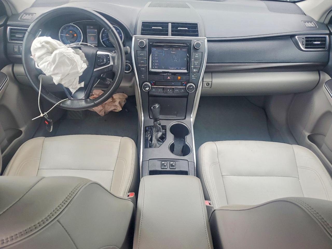 2017 TOYOTA CAMRY