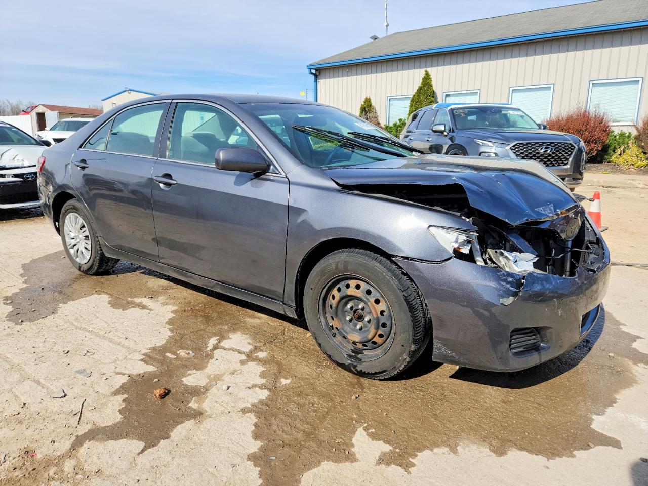 2010 TOYOTA CAMRY