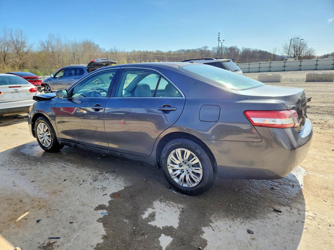 2010 TOYOTA CAMRY