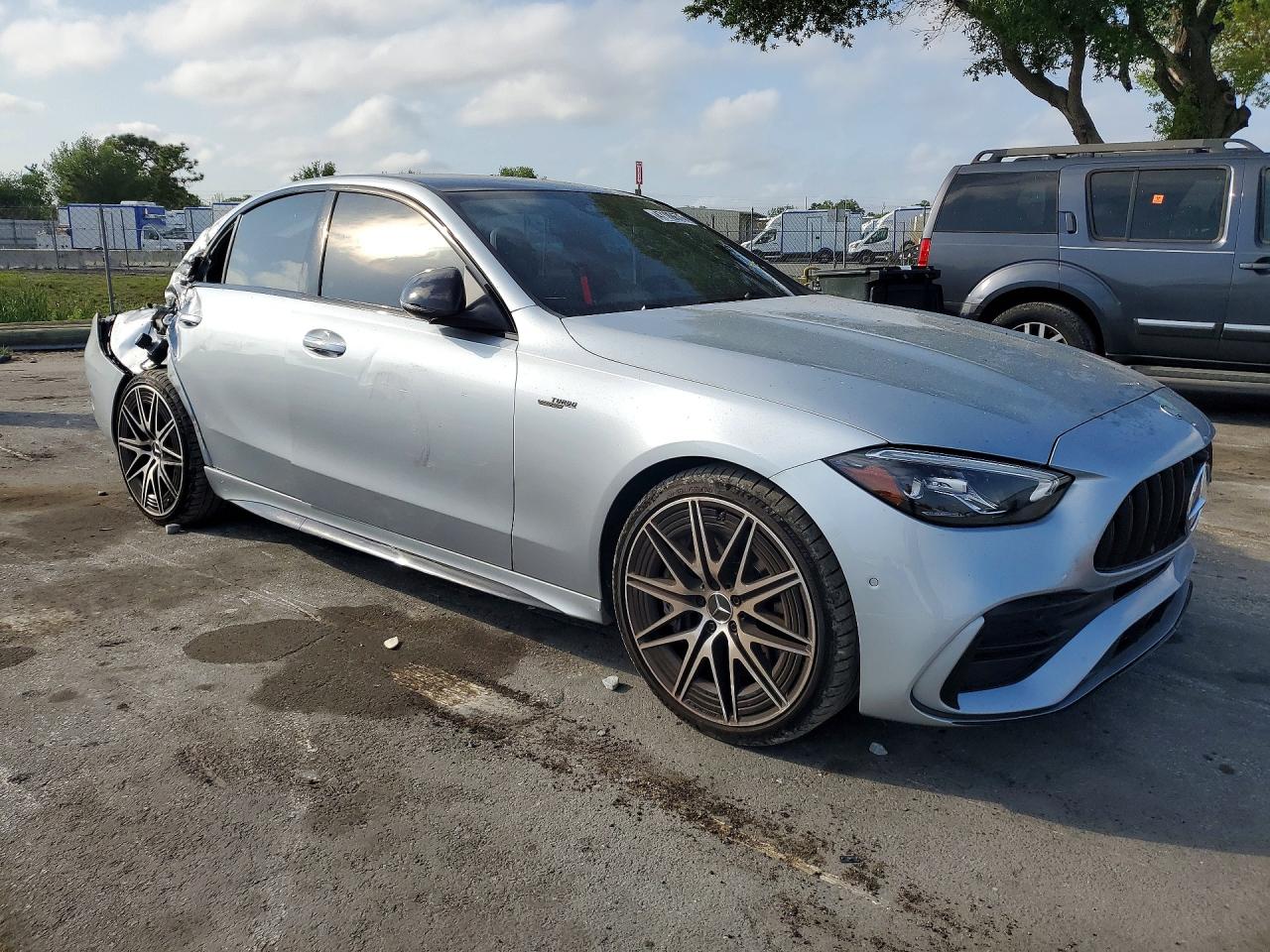 2025 MERCEDES-BENZ C-CLASS