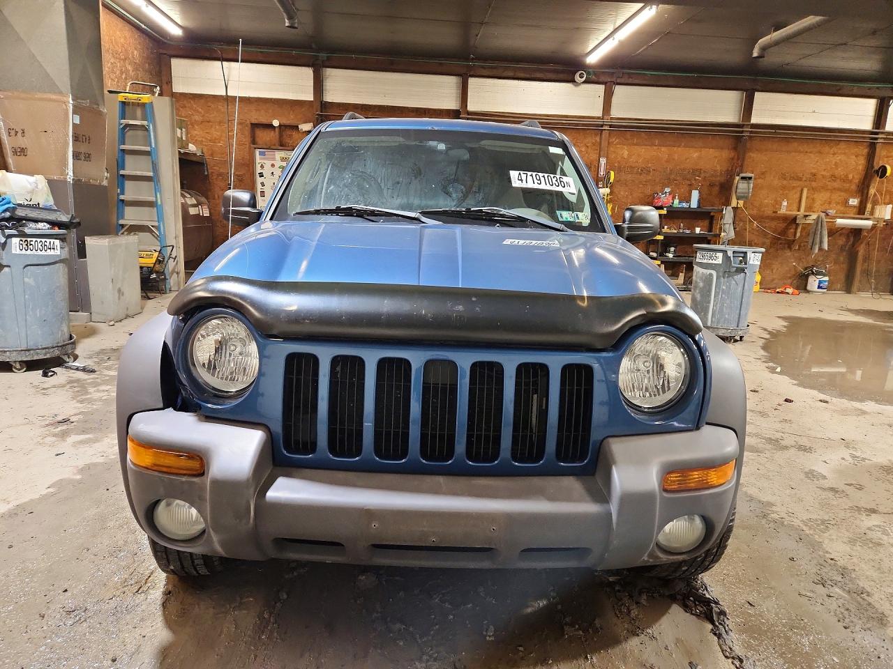 2004 JEEP LIBERTY