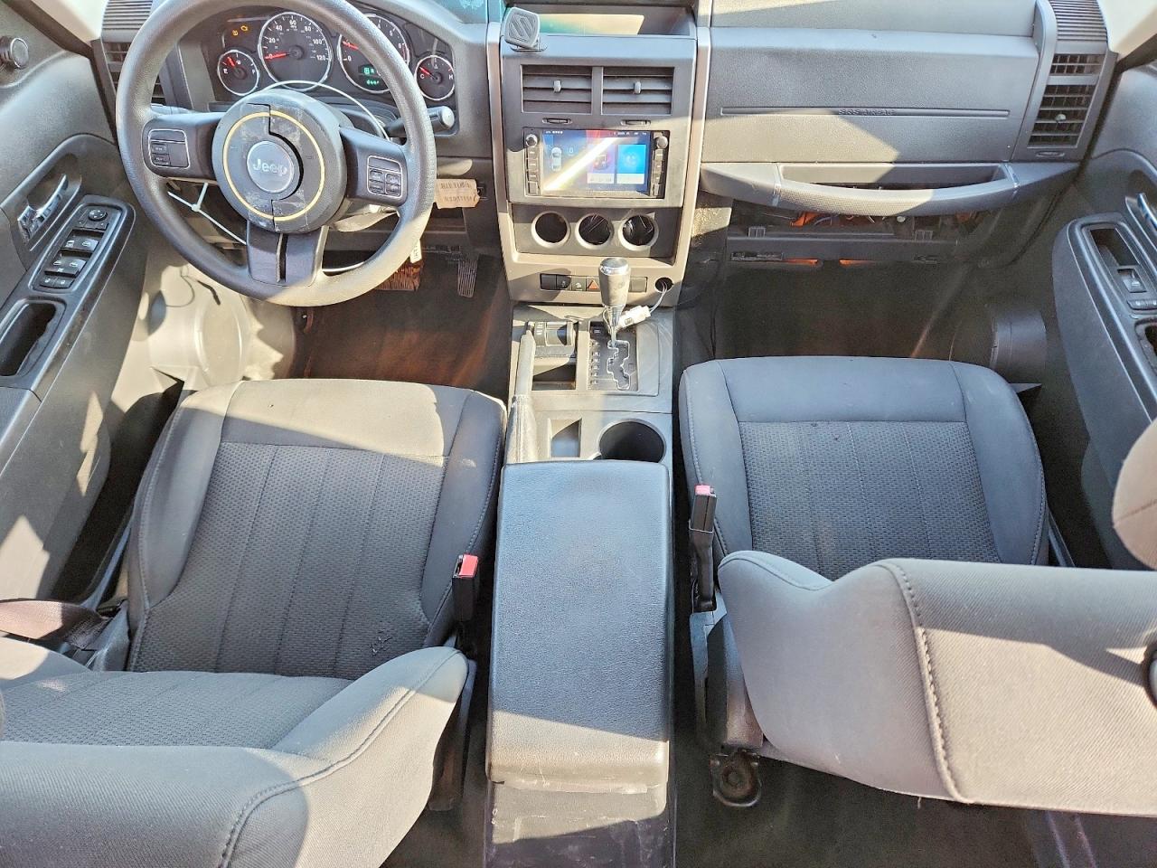 2012 JEEP LIBERTY