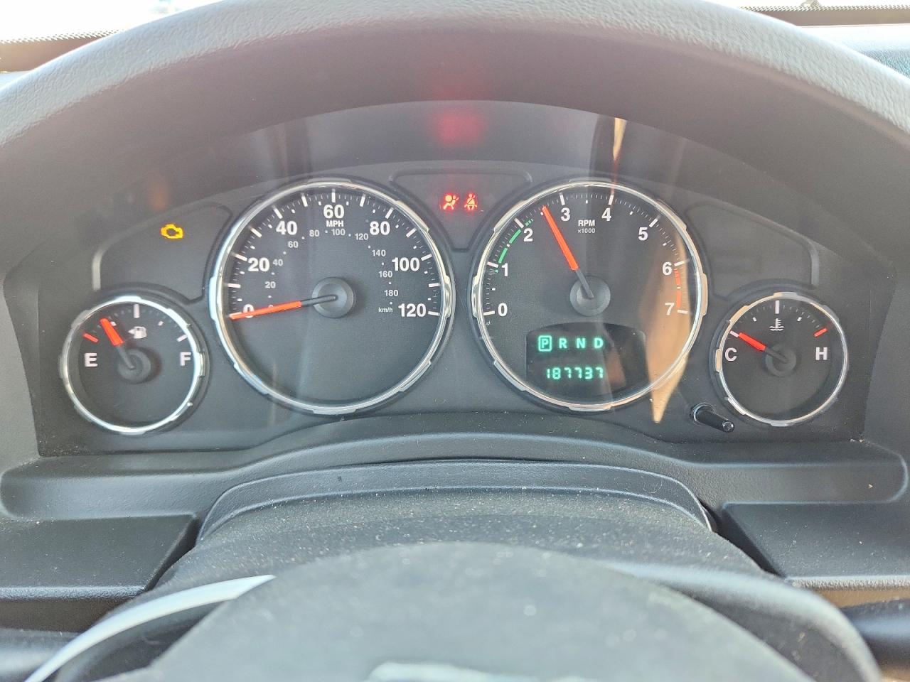 2012 JEEP LIBERTY