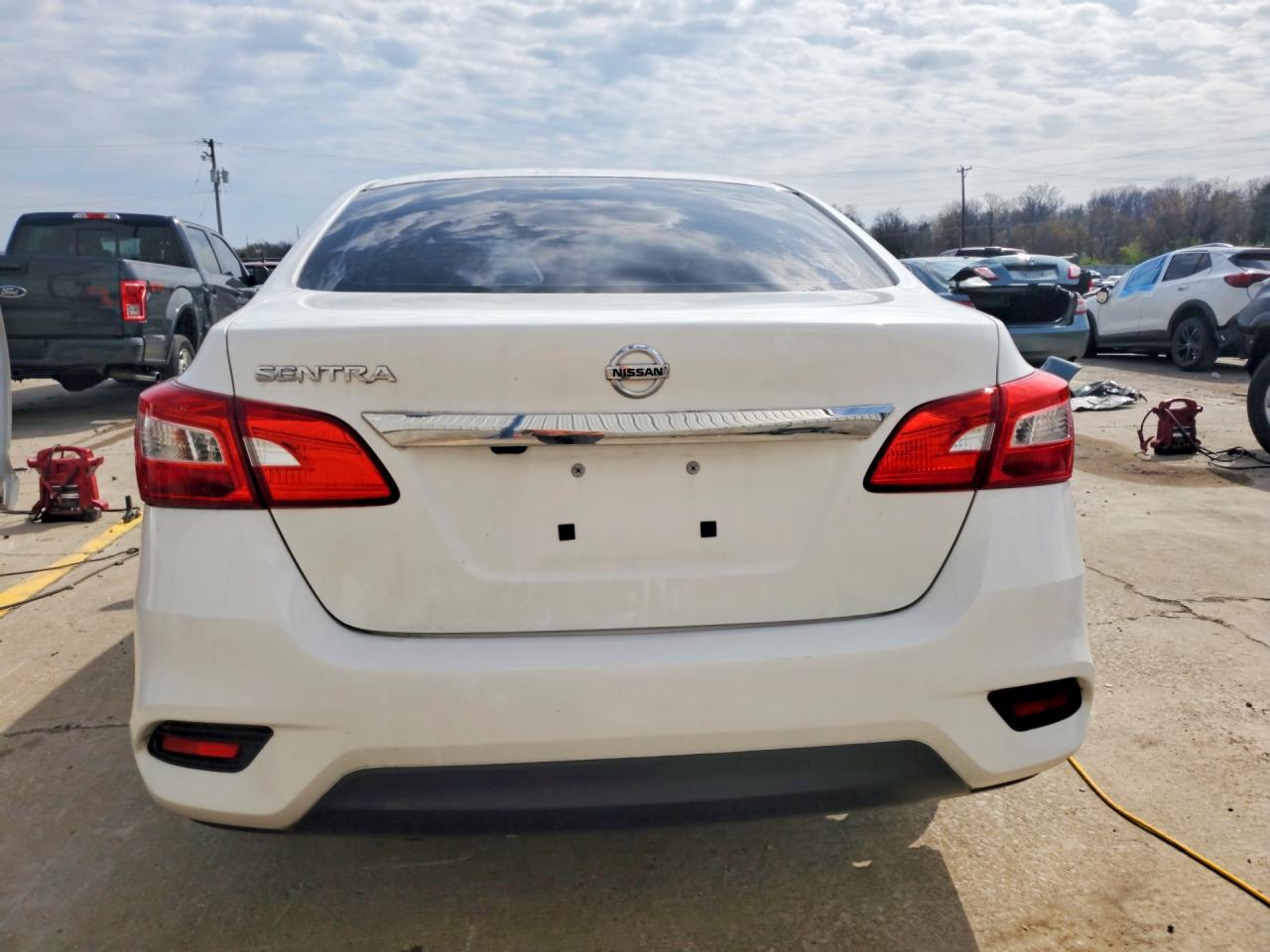 2018 NISSAN SENTRA