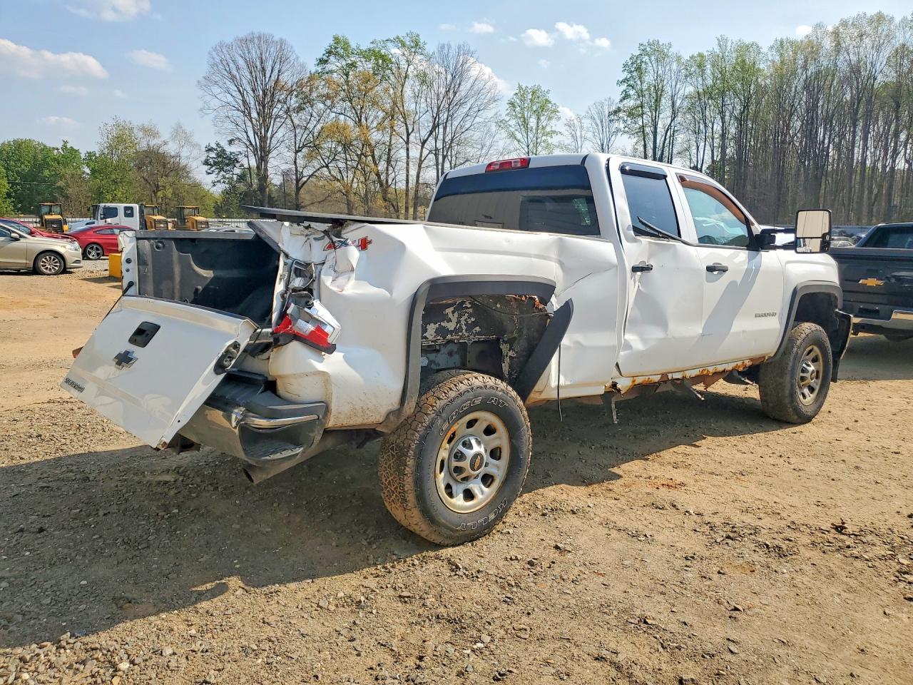2015 CHEVROLET SILVERADO