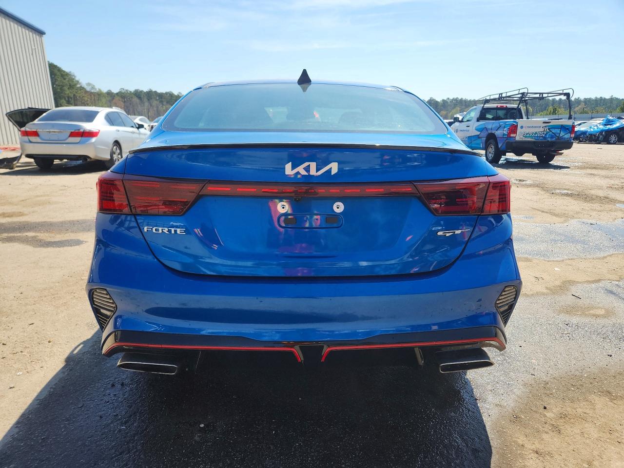2023 KIA FORTE