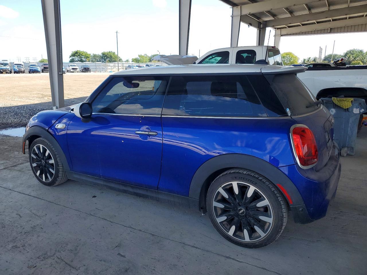 2019 MINI COOPER
