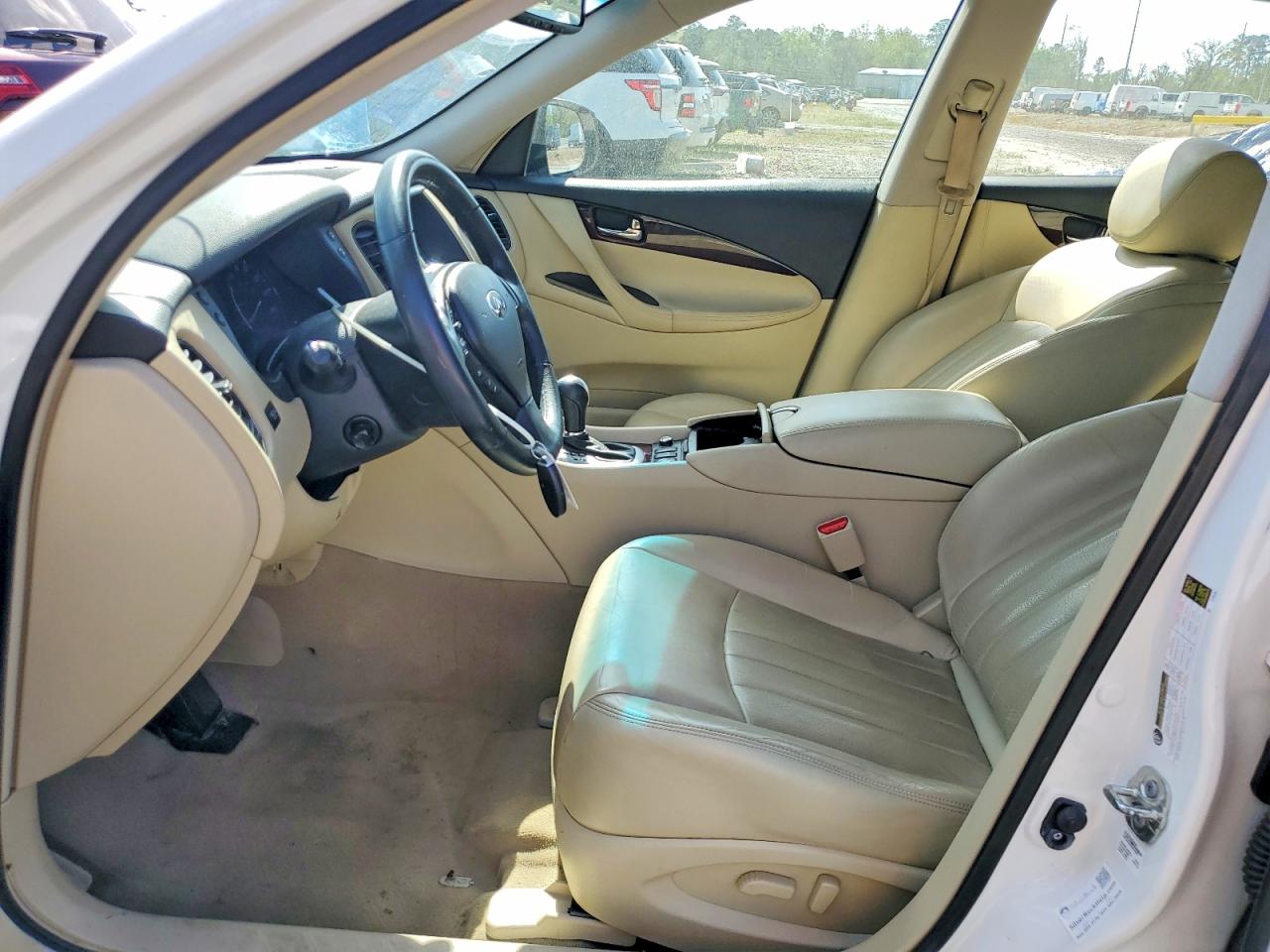 2016 INFINITI QX50