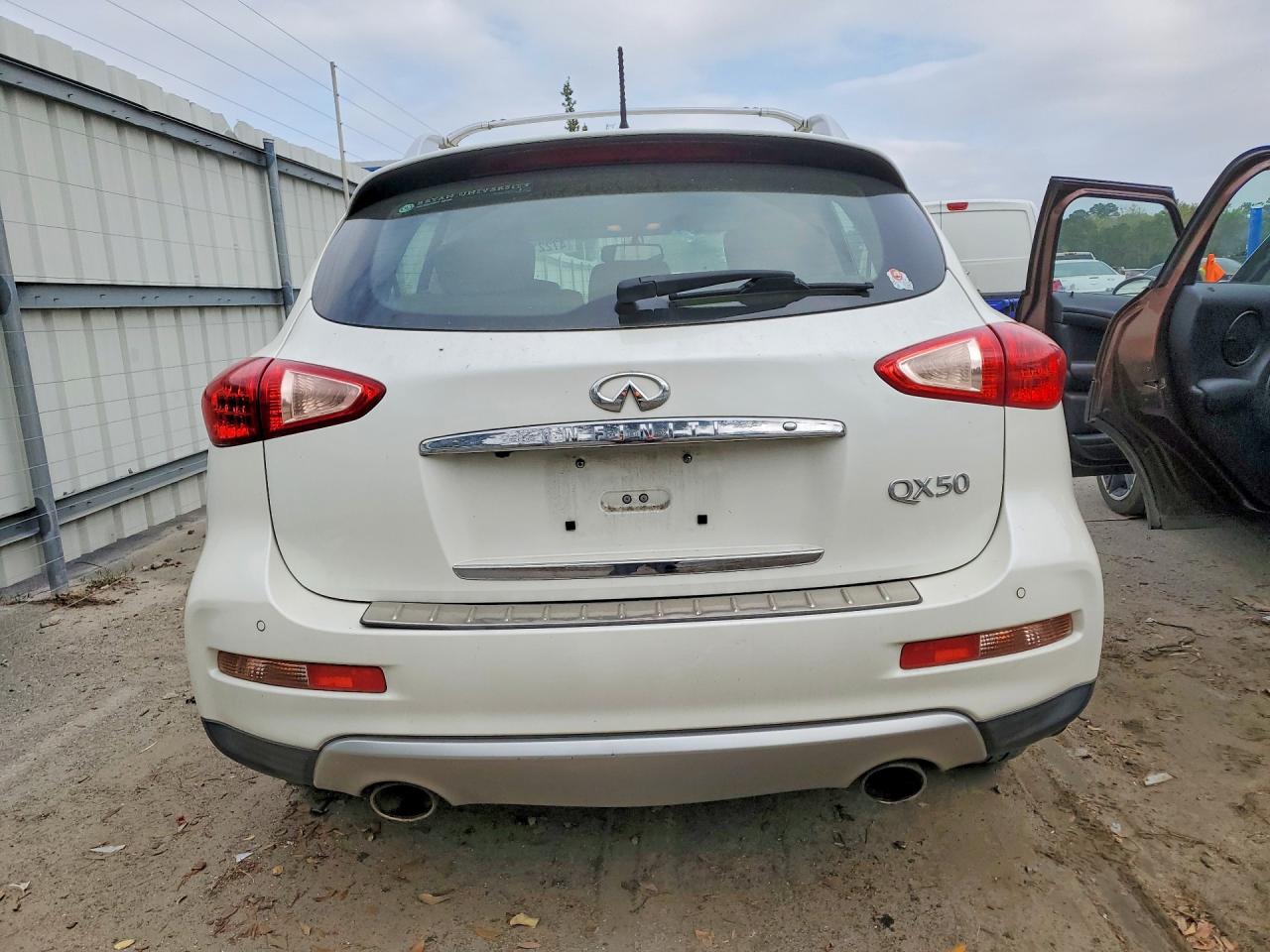 2016 INFINITI QX50