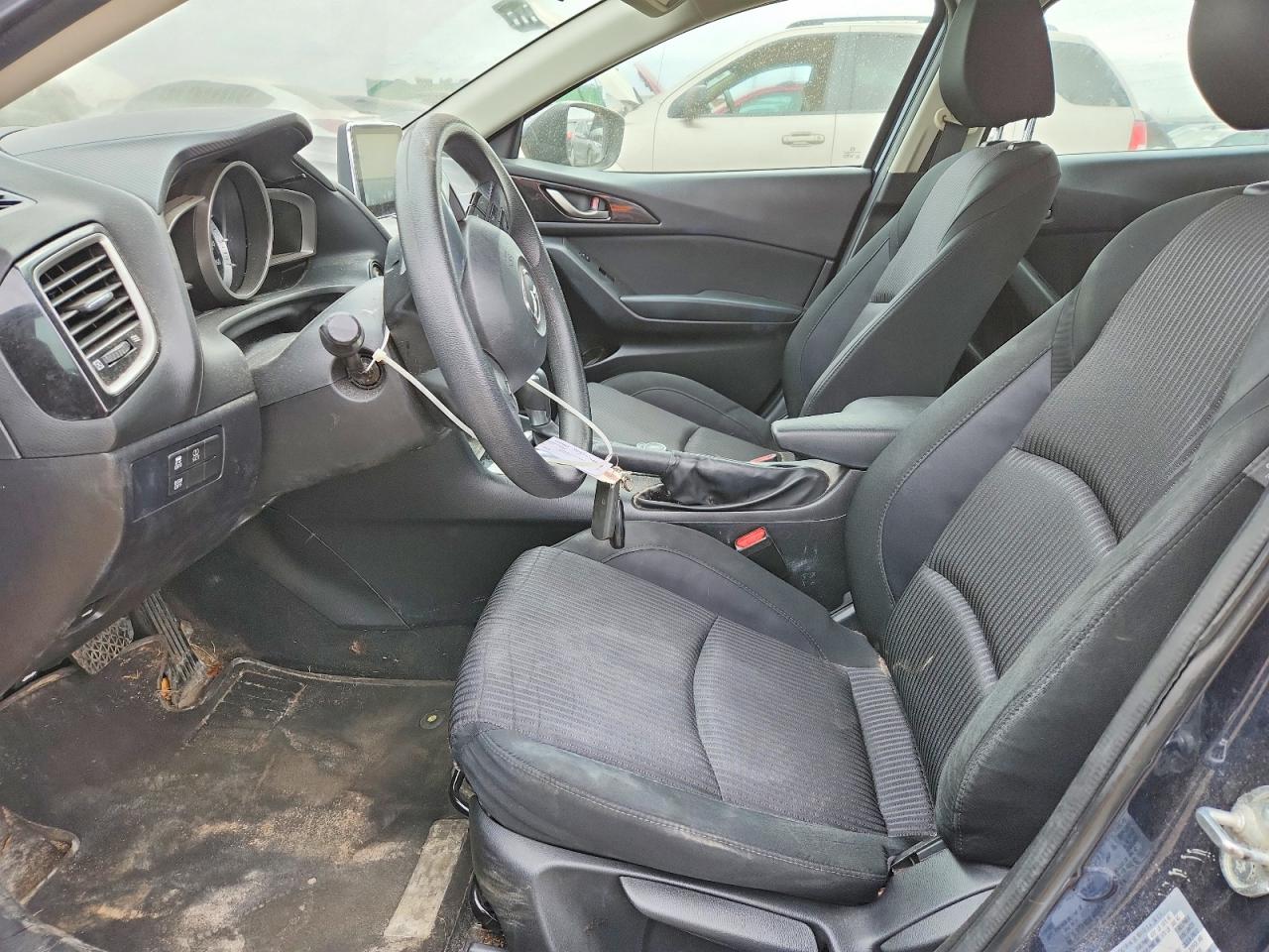 2016 MAZDA 3
