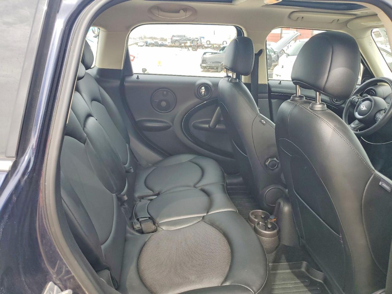 2016 MINI COOPER