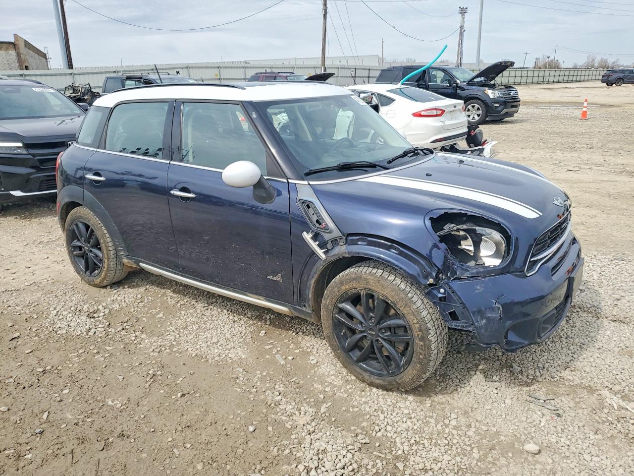 2016 MINI COOPER