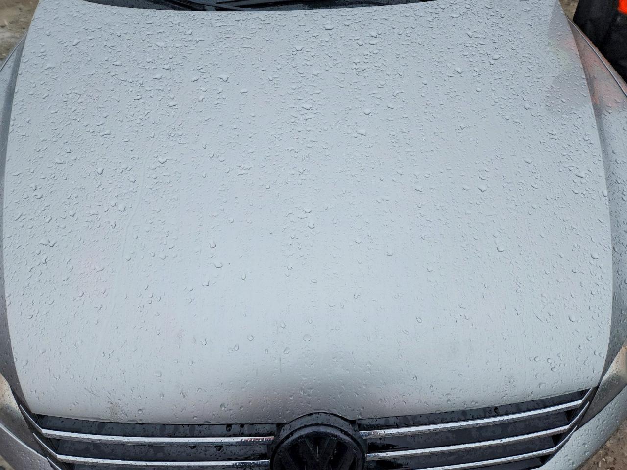 2014 VOLKSWAGEN PASSAT