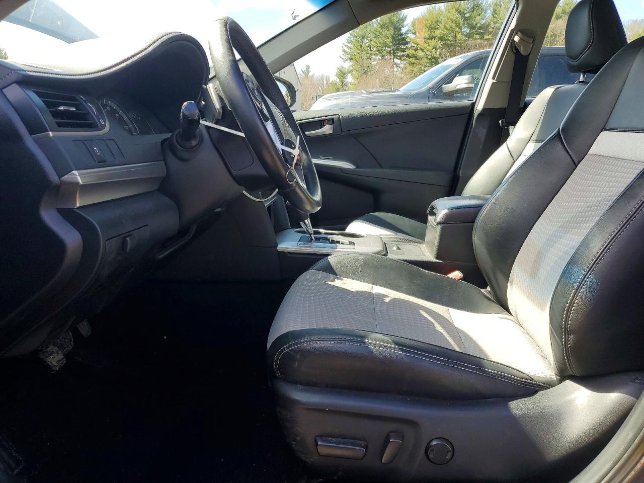 2012 TOYOTA CAMRY