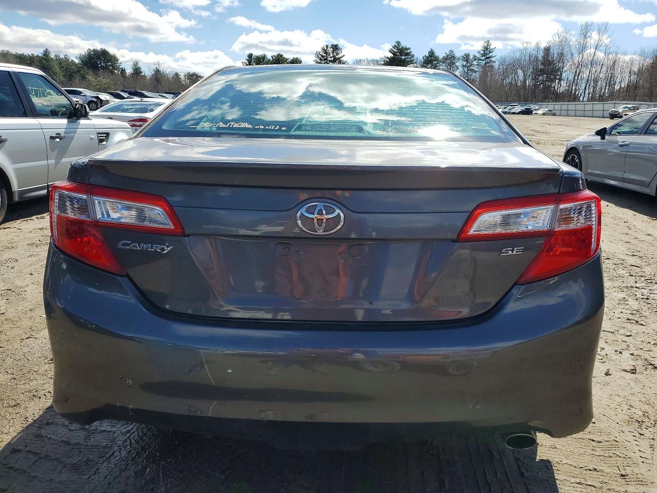 2012 TOYOTA CAMRY