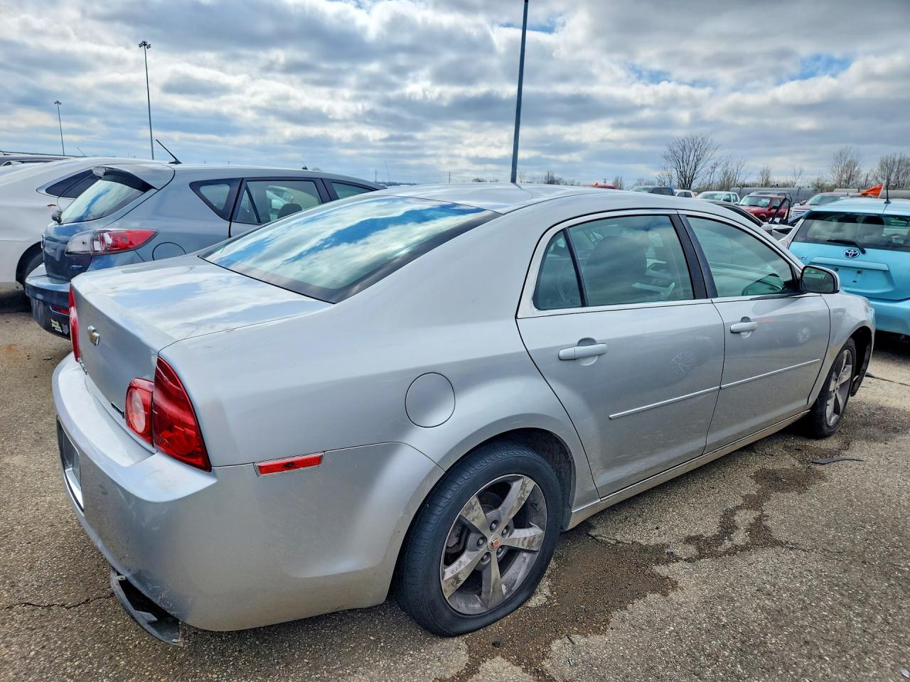 2011 CHEVROLET MALIBU