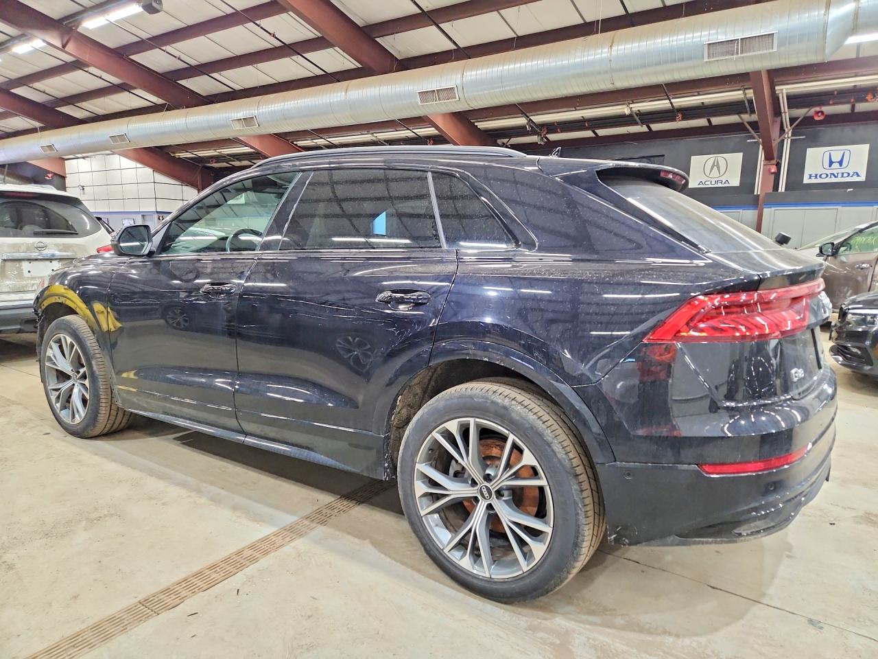 2021 AUDI Q8