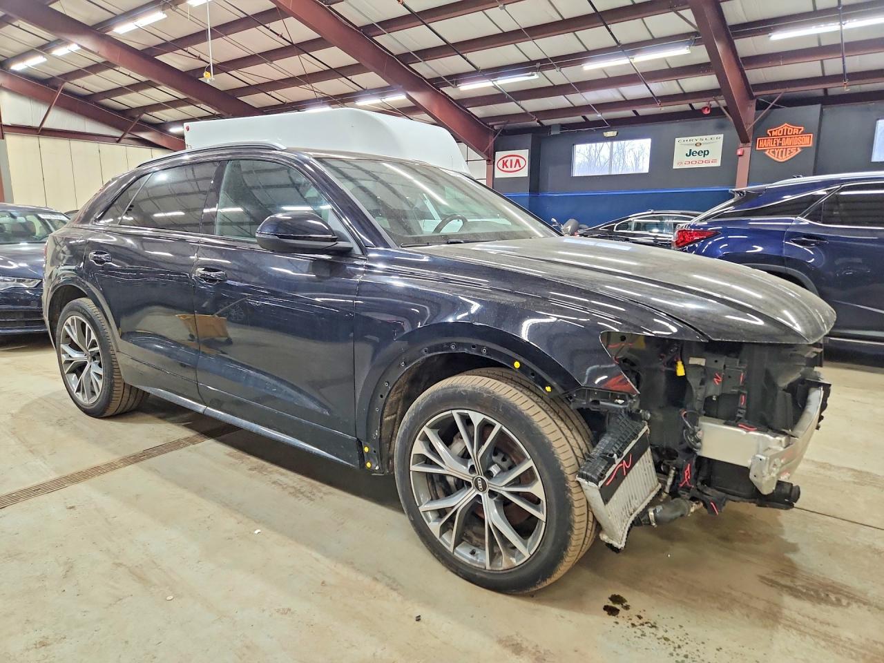 2021 AUDI Q8