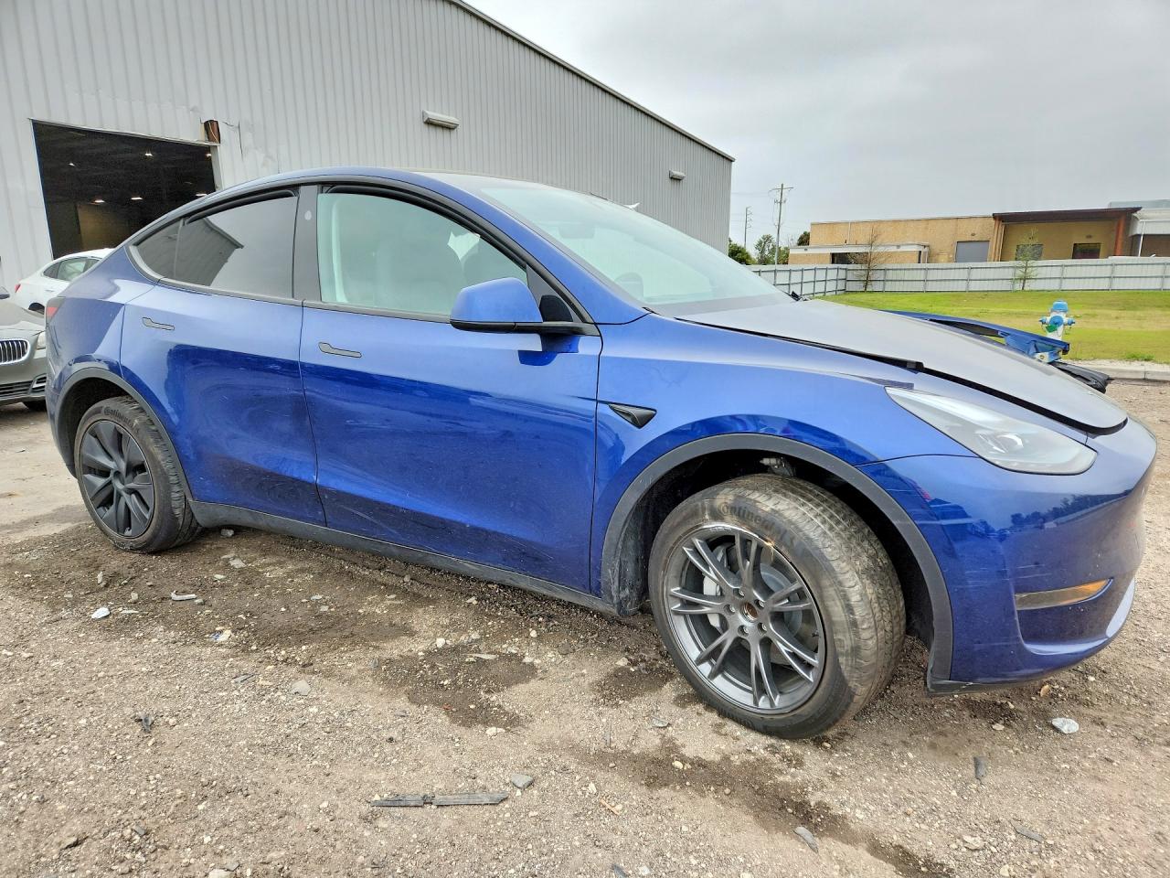 2024 TESLA MODEL Y