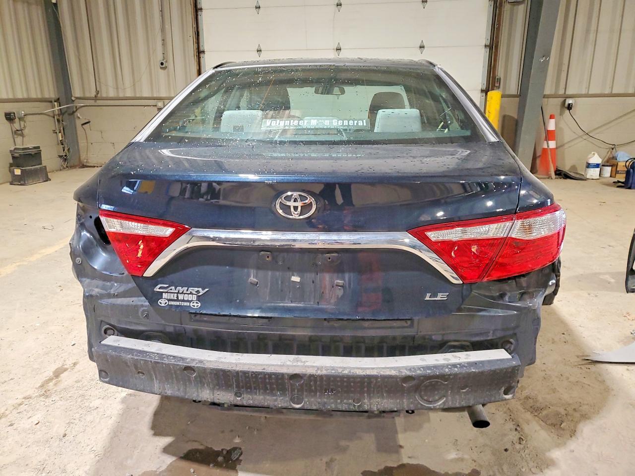 2016 TOYOTA CAMRY