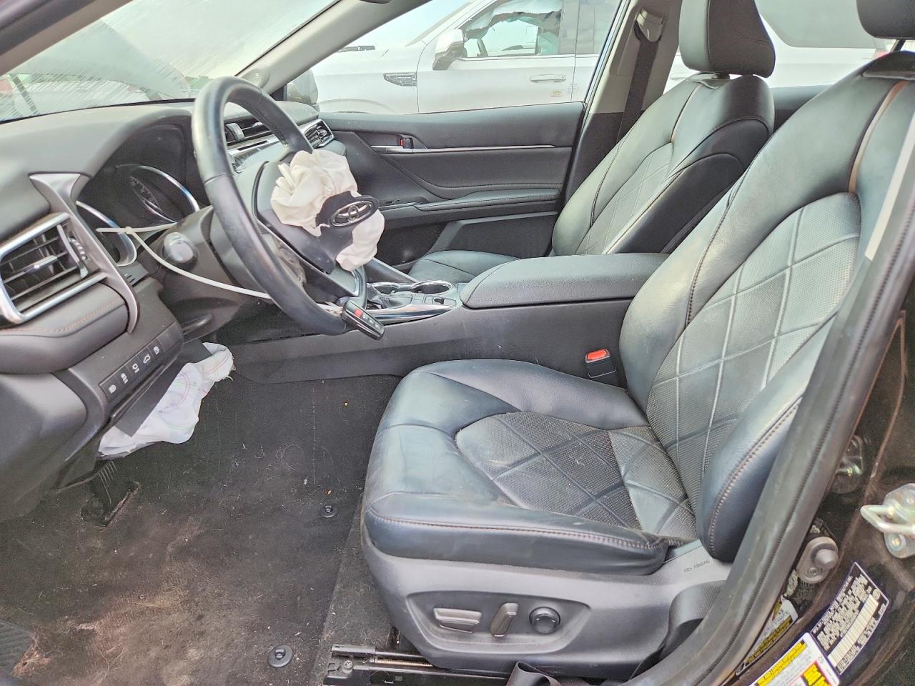 2018 TOYOTA CAMRY SOLA