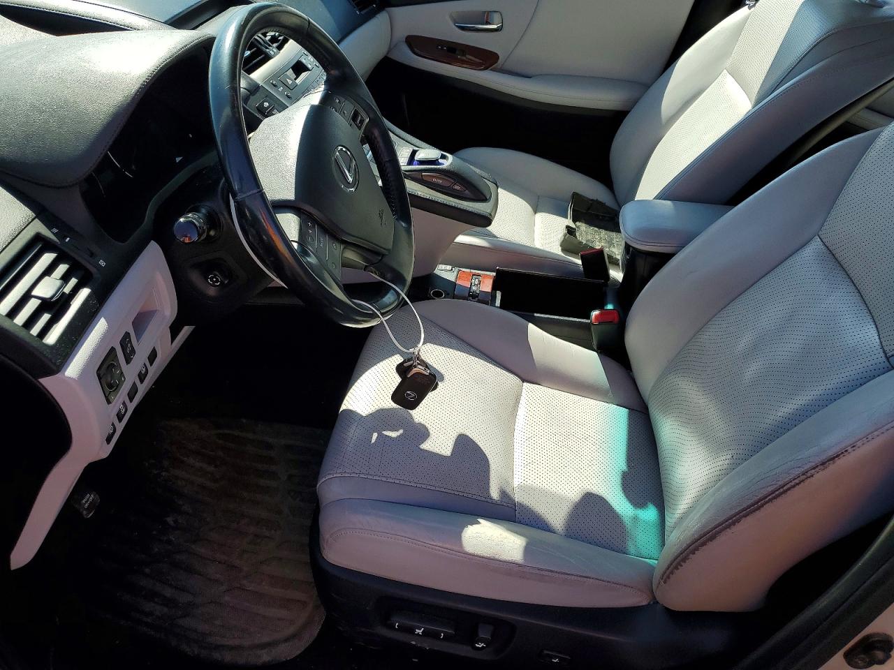 2010 LEXUS HS
