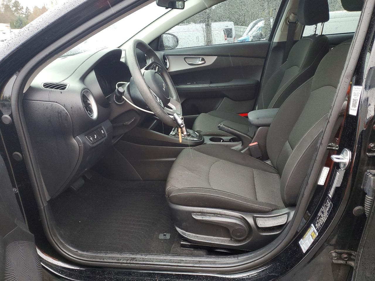 2023 KIA FORTE