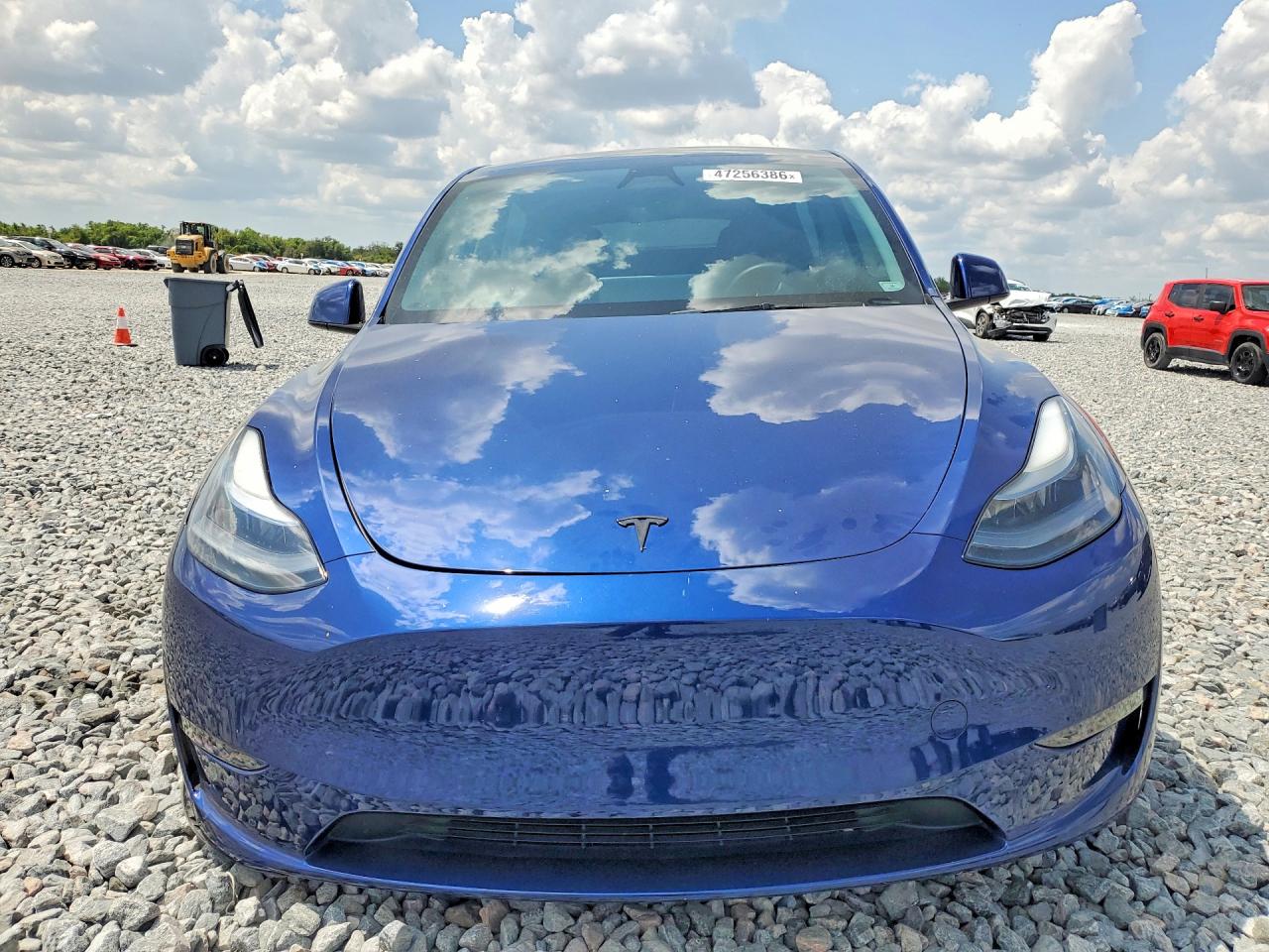 2025 TESLA MODEL Y