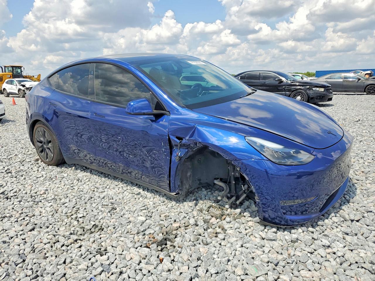 2025 TESLA MODEL Y