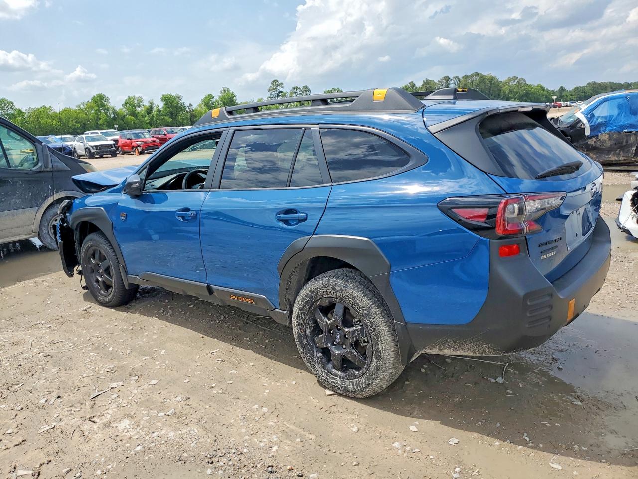 2025 SUBARU OUTBACK